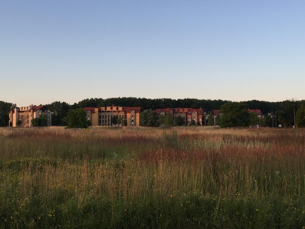 Birdland Villapark Golf View Bük Exteriör bild